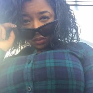 Meet your Posher, Lily